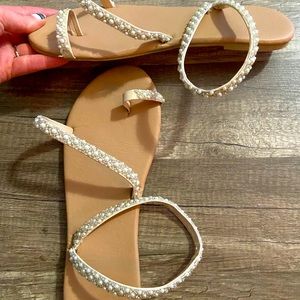 Pearl wedding sandals